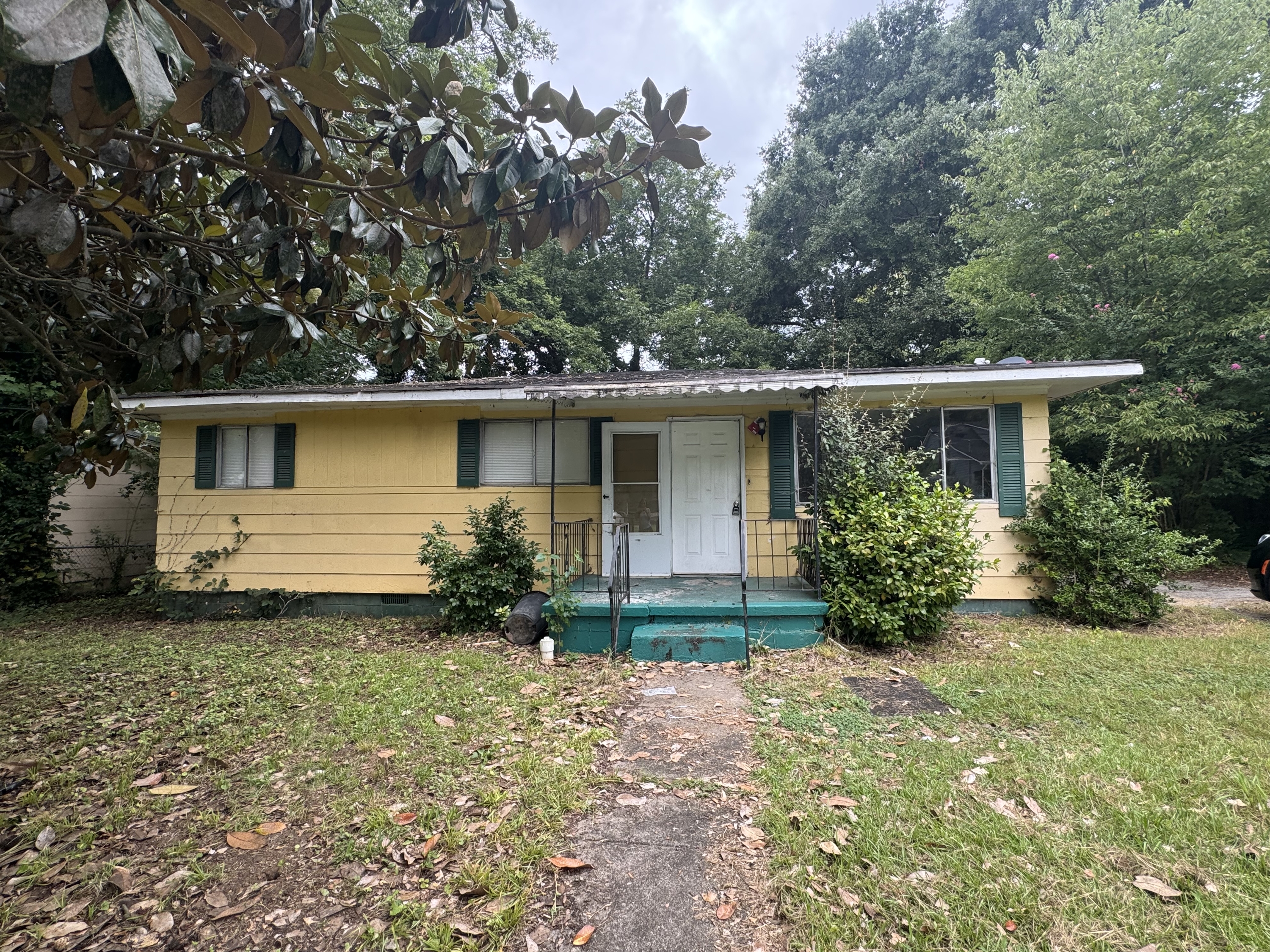 Property main image